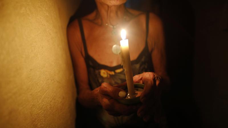 Venezuela's power grid crashed on March 7, 2019, throwing almost all of the oil-rich nation's 30 million residents into chaos for nearly a week. Venezuela's power grid crashed on March 7, 2019, throwing almost all of the oil-rich nation's 30 million residents into chaos for nearly a week.
