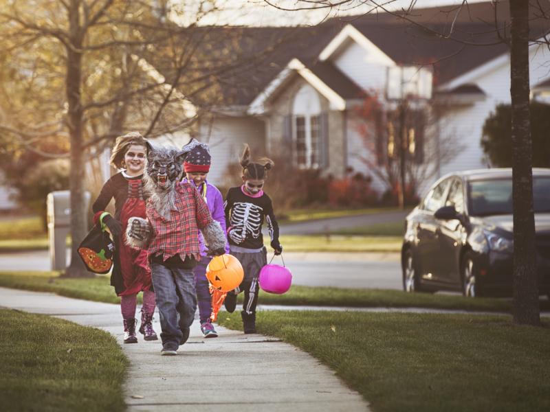 Halloween is one more thing being upended by the pandemic. Federal guidelines advise against traditional trick or treating, but parents across the country are trying to make the holiday special for their children anyway. Halloween is one more thing being upended by the pandemic. Federal guidelines advise against traditional trick or treating, but parents across the country are trying to make the holiday special for their children anyway.