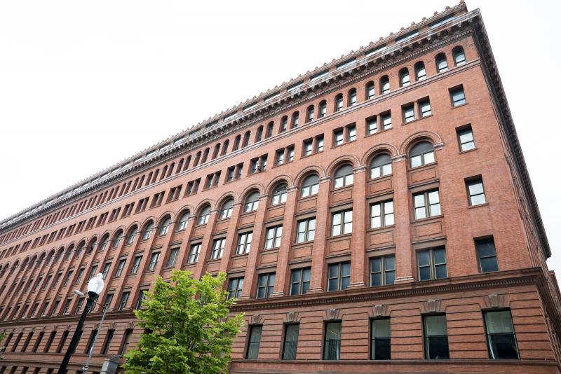 Officials at the U.S. Government Publishing Office, headquartered in Washington, D.C., showed a "high degree of disregard" for procedures in awarding the 2020 census contract to the bankrupt printing company Cenveo, the agency's Office of the Inspector Ge Officials at the U.S. Government Publishing Office, headquartered in Washington, D.C., showed a "high degree of disregard" for procedures in awarding the 2020 census contract to the bankrupt printing company Cenveo, the agency's Office of the Inspector Ge