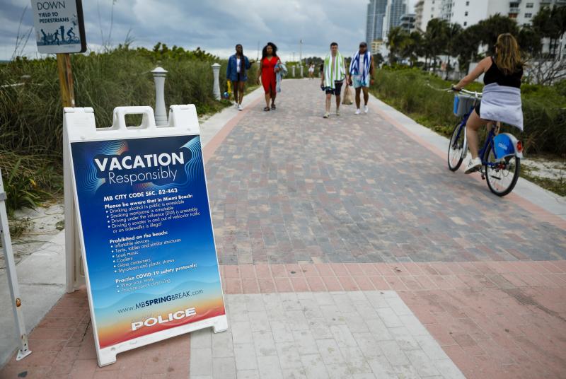 Even with some colleges canceling their midsemester breaks due to COVID-19, students from more than 200 schools are expected to visit Miami Beach during spring break, which runs until mid-April. Even with some colleges canceling their midsemester breaks due to COVID-19, students from more than 200 schools are expected to visit Miami Beach during spring break, which runs until mid-April.