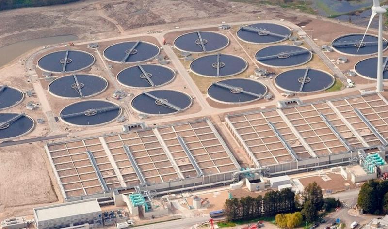 Aerial view of the Beckton Sewage Treatment Works in London. Between February and May, U.K. scientists found several samples containing closely related versions of the polio virus in wastewater at the plant. Aerial view of the Beckton Sewage Treatment Works in London. Between February and May, U.K. scientists found several samples containing closely related versions of the polio virus in wastewater at the plant.