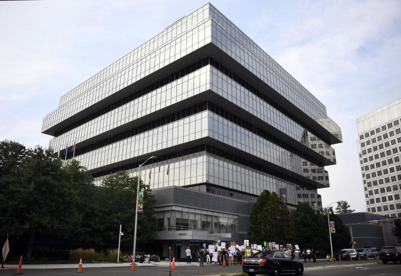 Purdue Pharma, headquartered in Stamford, Conn., the Sackler family, which owns the company, settled a case brought by the Oklahoma attorney general. Purdue Pharma, headquartered in Stamford, Conn., the Sackler family, which owns the company, settled a case brought by the Oklahoma attorney general.