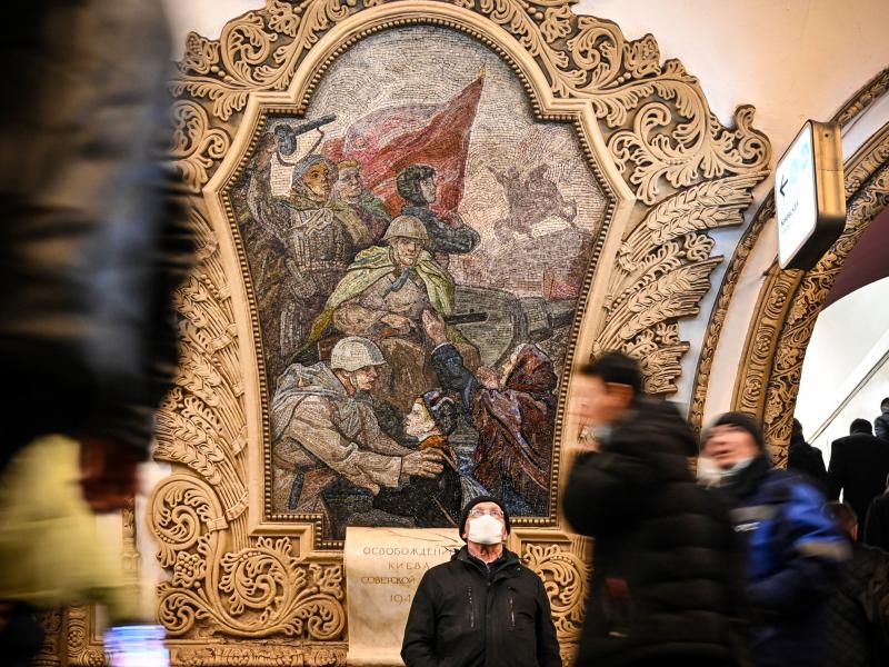 A mosaic panel depicts the liberation of Kyiv by Russia's Red Army in 1943 at Kievskaya metro station in Moscow. A mosaic panel depicts the liberation of Kyiv by Russia's Red Army in 1943 at Kievskaya metro station in Moscow.