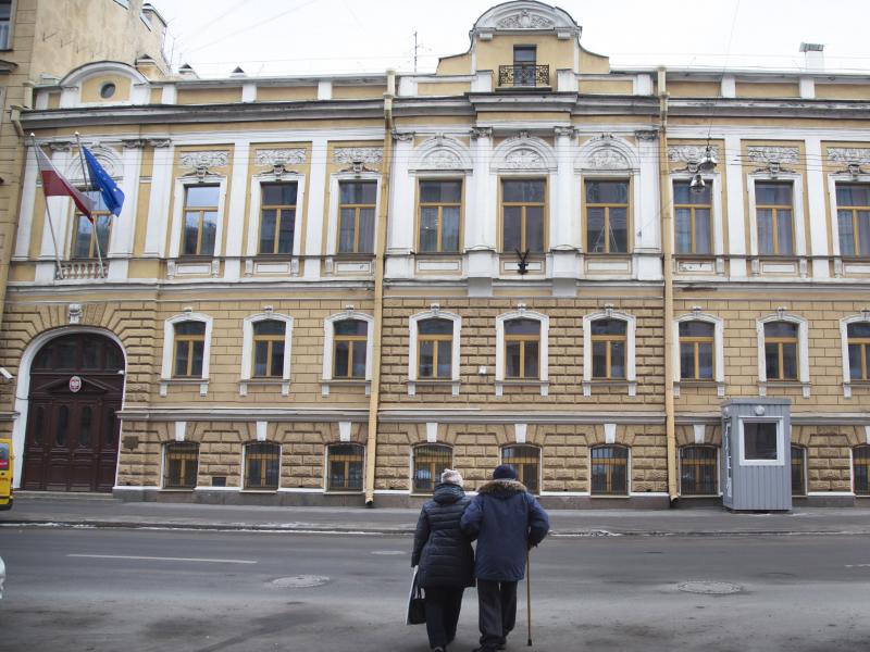 The Polish Consulate in St. Petersburg, Russia, is pictured in 2015. Russia said on Friday it had expelled diplomats from Poland, Germany and Sweden over their alleged participation in a pro-Navalny demonstration. The Polish Consulate in St. Petersburg, Russia, is pictured in 2015. Russia said on Friday it had expelled diplomats from Poland, Germany and Sweden over their alleged participation in a pro-Navalny demonstration.