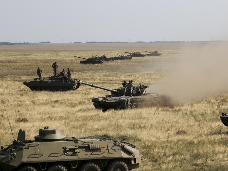 Ukrainian tanks near the border with the Russian-controlled region of Crimea in August. Ukrainian tanks near the border with the Russian-controlled region of Crimea in August.