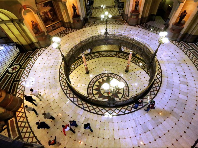 Alongside Christmas and Hanukkah decorations, the Illinois Capitol now displays a sculpture from the Satanic Temple. The rotunda is seen here in 2014. Alongside Christmas and Hanukkah decorations, the Illinois Capitol now displays a sculpture from the Satanic Temple. The rotunda is seen here in 2014.