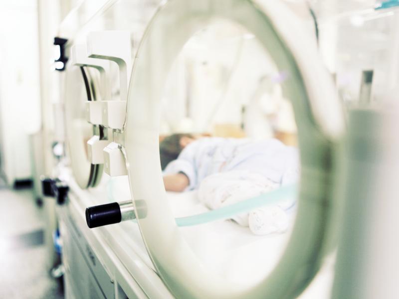 Babies of moms who are in the ICU with severe flu have a greater chance of being born premature and underweight. Babies of moms who are in the ICU with severe flu have a greater chance of being born premature and underweight.