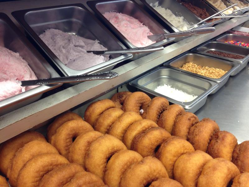 Dunkers ready for toppings at the Donut Shop. Dunkers ready for toppings at the Donut Shop.