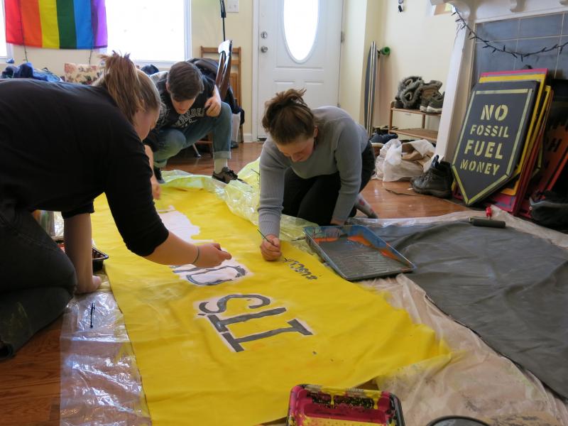 Teenagers in Philadelphia prepare a banner for the "U.S. Youth Climate Strike." Students around the world have skipped school as a protest to call for more action on climate change. Teenagers in Philadelphia prepare a banner for the "U.S. Youth Climate Strike." Students around the world have skipped school as a protest to call for more action on climate change.