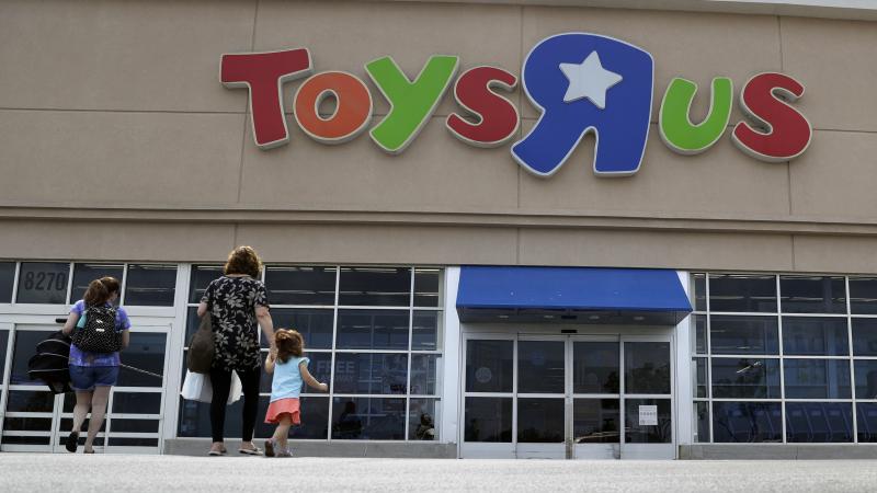 A bankruptcy court judge approved a plan for Toys R Us to pay its top executives millions in bonuses, even as the company struggles to stay afloat. A bankruptcy court judge approved a plan for Toys R Us to pay its top executives millions in bonuses, even as the company struggles to stay afloat.