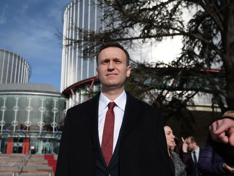 Russian opposition leader Alexei Navalny, shown here in Strasbourg last month, recently published an investigation about metals magnate Oleg Deripaska. Russian opposition leader Alexei Navalny, shown here in Strasbourg last month, recently published an investigation about metals magnate Oleg Deripaska.