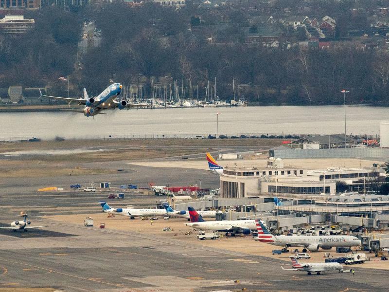 An Alaska Airlines plane takes off from Ronald Reagan National Airport in Arlington, Va., on Tuesday. An Alaska Airlines plane takes off from Ronald Reagan National Airport in Arlington, Va., on Tuesday.