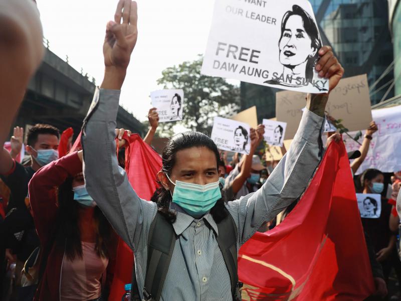 Thousands of people rallied against the military takeover in Yangon, Myanmar's most populous city, on Sunday. They demanded the release of Aung San Suu Kyi, whose elected government was toppled by the army that also imposed an Internet blackout. Thousands of people rallied against the military takeover in Yangon, Myanmar's most populous city, on Sunday. They demanded the release of Aung San Suu Kyi, whose elected government was toppled by the army that also imposed an Internet blackout.