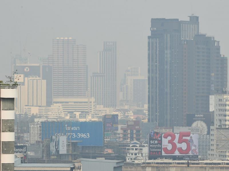 Thailand's Pollution Control Department declared air quality in the the Thai capital unhealthy, leading to the closure of 400 public schools through the end of the week. Thailand's Pollution Control Department declared air quality in the the Thai capital unhealthy, leading to the closure of 400 public schools through the end of the week.