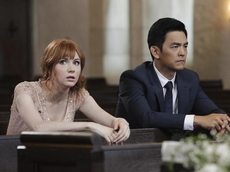 Social Media superstar Eliza Dooley has 263,000 followers who hang on to her every post, tweet and selfie. But she needs help from Henry (John Cho). Social Media superstar Eliza Dooley has 263,000 followers who hang on to her every post, tweet and selfie. But she needs help from Henry (John Cho).