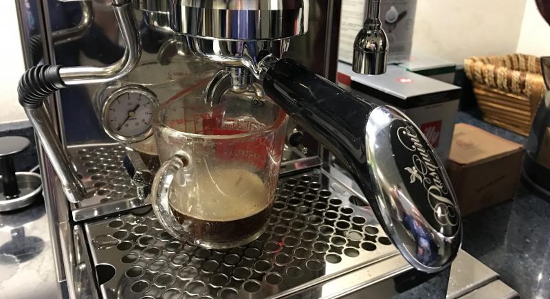 Actor Tom Hanks sent the White House press corps an espresso machine on Thursday. Actor Tom Hanks sent the White House press corps an espresso machine on Thursday.