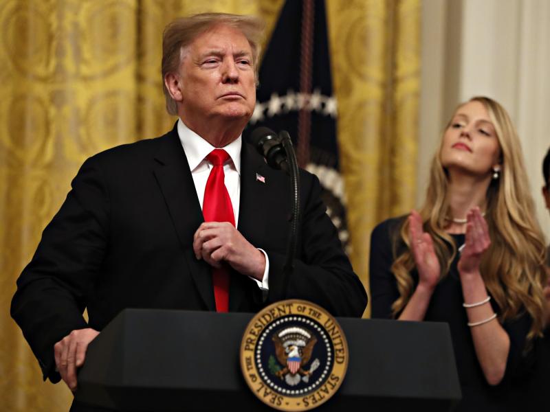 President Trump speaks before signing an executive order Thursday requiring colleges to certify that their policies support free speech as a condition of receiving federal research grants. President Trump speaks before signing an executive order Thursday requiring colleges to certify that their policies support free speech as a condition of receiving federal research grants.