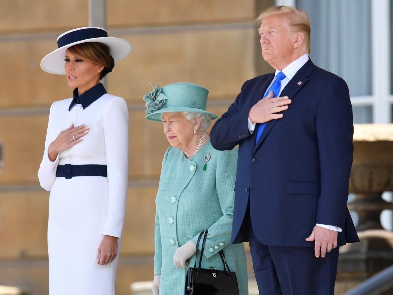 President Trump and first lady Melania Trump were welcomed to the U.K. by Queen Elizabeth II in a ceremony Monday at Buckingham Palace. President Trump and first lady Melania Trump were welcomed to the U.K. by Queen Elizabeth II in a ceremony Monday at Buckingham Palace.