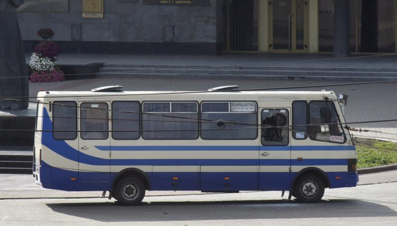 A gunman seized this bus and took 13 hostages in the city center of Lutsk, some 250 miles west of Kyiv, Ukraine, on Tuesday. A gunman seized this bus and took 13 hostages in the city center of Lutsk, some 250 miles west of Kyiv, Ukraine, on Tuesday.