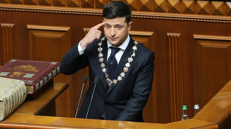 New Ukrainian President Volodymyr Zelenskiy took his oath of office and delivered an inaugural speech in which he announced the dissolution of parliament in Kiev. New Ukrainian President Volodymyr Zelenskiy took his oath of office and delivered an inaugural speech in which he announced the dissolution of parliament in Kiev.