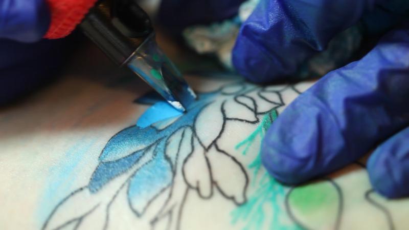 Nicole O'Hara was diagnosed with breast cancer at 29 years old. She decided to have her mastectomy scars covered up with a tattoo. Nicole O'Hara was diagnosed with breast cancer at 29 years old. She decided to have her mastectomy scars covered up with a tattoo.