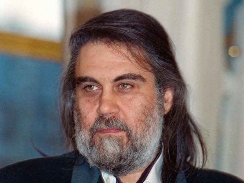 The popular composer died in a hospital in Paris of heart failure. The popular composer died in a hospital in Paris of heart failure.