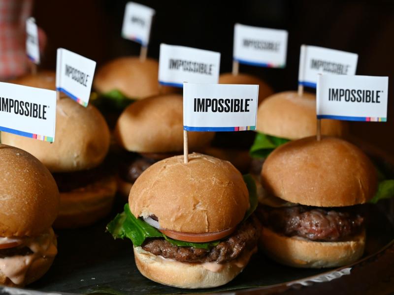 The European Parliament will allow vegetarian meat alternatives, like the Impossible Burger, to retain meat-like names. The European Parliament will allow vegetarian meat alternatives, like the Impossible Burger, to retain meat-like names.