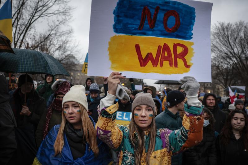 Anti-war demonstrators and Ukrainians living in the U.S. protest against Russia's military operation in Ukraine in Lafayette Park on February 24, 2022 in Washington, DC. Russian President Vladimir Putin launched a full-scale invasion of Ukraine on Februar Anti-war demonstrators and Ukrainians living in the U.S. protest against Russia's military operation in Ukraine in Lafayette Park on February 24, 2022 in Washington, DC. Russian President Vladimir Putin launched a full-scale invasion of Ukraine on Februar