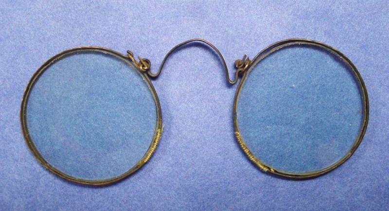 Dating glasses