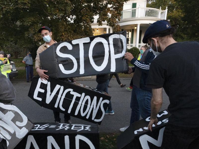 Housing activists protest evictions in Massachusetts, which recently allowed its sweeping statewide eviction ban to expire. That leaves residents with only a much weaker eviction protection order from the Centers for Disease Control and prevention. Housing activists protest evictions in Massachusetts, which recently allowed its sweeping statewide eviction ban to expire. That leaves residents with only a much weaker eviction protection order from the Centers for Disease Control and prevention.