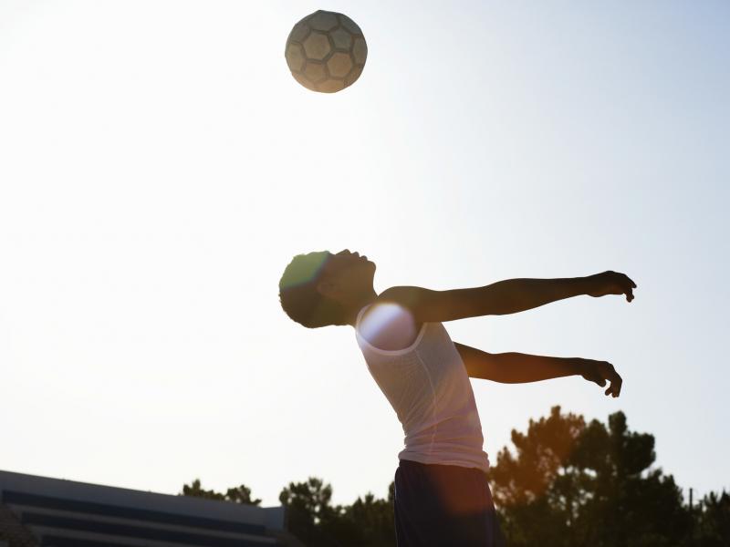 Players who headed a lot of balls — an average of 124 in two weeks — were three times more likely to get a concussion compared to soccer players who rarely headed. Players who headed a lot of balls — an average of 124 in two weeks — were three times more likely to get a concussion compared to soccer players who rarely headed.