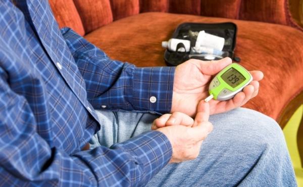Health researchers say the proportion of people in their late 40s to 60s with diabetes, hypertension or obesity has increased over the past two decades. Health researchers say the proportion of people in their late 40s to 60s with diabetes, hypertension or obesity has increased over the past two decades.