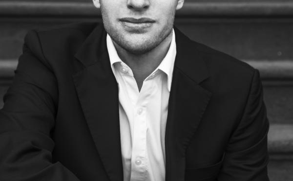 Gabriel Sherman is a contributing editor at New York Magazine, where he's written cover stories on media, politics and business. Gabriel Sherman is a contributing editor at New York Magazine, where he's written cover stories on media, politics and business.