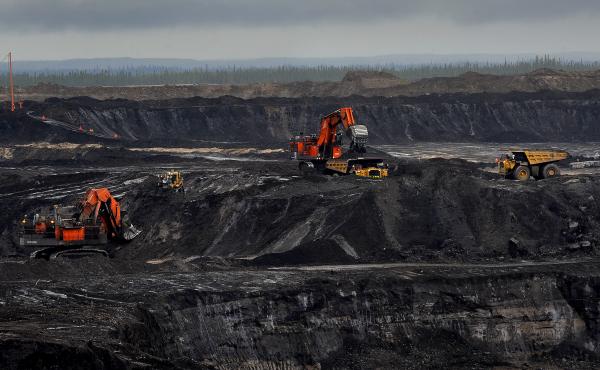 The Shell Oil Jackpine open pit mine uses trucks that are 3 stories tall, weigh 1 million pounds and cost $7 million each. There is explosive growth in the oil field areas around Fort McMurray, Alberta, Canada. The Shell Oil Jackpine open pit mine uses trucks that are 3 stories tall, weigh 1 million pounds and cost $7 million each. There is explosive growth in the oil field areas around Fort McMurray, Alberta, Canada.