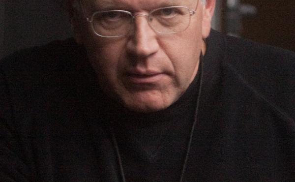 Acclaimed writer-director-producer Robert Zemeckis has worked on more than 30 films, including the Back to the Future series and Forrest Gump, for which he won an Oscar for best director. Acclaimed writer-director-producer Robert Zemeckis has worked on more than 30 films, including the Back to the Future series and Forrest Gump, for which he won an Oscar for best director.