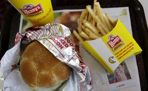 Environmental groups cited Wendy's as "Poor" in the area of packaging sustainability. One reason is that the chain still uses black plastic bowls, which cannot be recycled. Environmental groups cited Wendy's as "Poor" in the area of packaging sustainability. One reason is that the chain still uses black plastic bowls, which cannot be recycled.