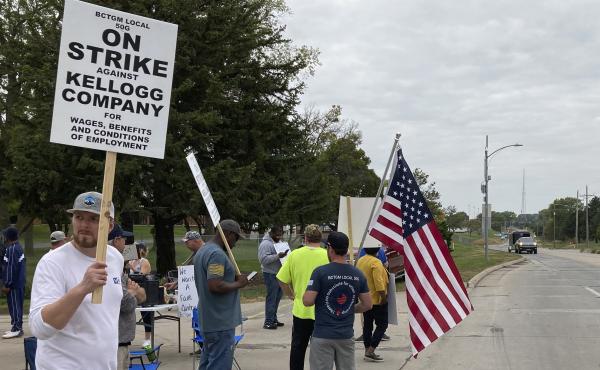 Workers from a Kellogg cereal plant picket along the main rail lines leading into the facility on Oct. 6 in Omaha, Neb. Workers have gone on strike after a breakdown in contract talks with company management. Workers from a Kellogg cereal plant picket along the main rail lines leading into the facility on Oct. 6 in Omaha, Neb. Workers have gone on strike after a breakdown in contract talks with company management.