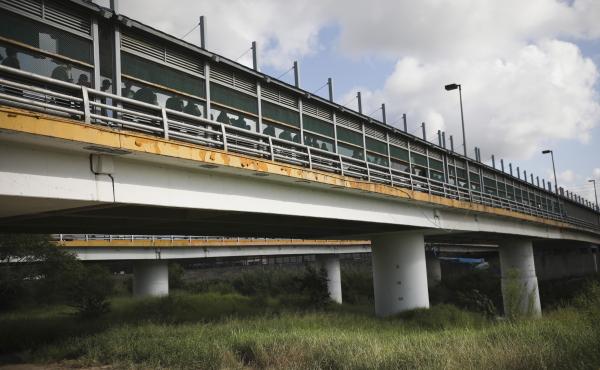 Pedestrians on the Puerta Mexico bridge, which crosses the Rio Grande, wait to enter Brownsville, Texas, at a legal port of entry in Matamoros, Mexico, in August. Pedestrians on the Puerta Mexico bridge, which crosses the Rio Grande, wait to enter Brownsville, Texas, at a legal port of entry in Matamoros, Mexico, in August.