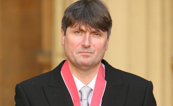 Simon Armitage frowns with dignity after being awarded the Commander of the British Empire medal at Buckingham Palace in 2010. Though he began the nomination process for the Oxford post as an underdog, he emerged from the ensuing drama with the professors Simon Armitage frowns with dignity after being awarded the Commander of the British Empire medal at Buckingham Palace in 2010. Though he began the nomination process for the Oxford post as an underdog, he emerged from the ensuing drama with the professors