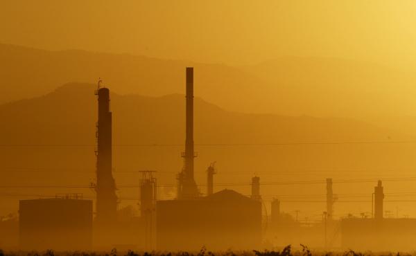 Air pollution is a persistent problem in California's Central Valley. A new study finds that the places that were most polluted nearly 40 years ago generally remain the most polluted today. Air pollution is a persistent problem in California's Central Valley. A new study finds that the places that were most polluted nearly 40 years ago generally remain the most polluted today.
