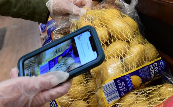 Instacart said it would distribute supplies, including hand sanitizer, to more workers and that it would change some tipping settings. But it didn't address paid sick leave for its contractors. Instacart said it would distribute supplies, including hand sanitizer, to more workers and that it would change some tipping settings. But it didn't address paid sick leave for its contractors.