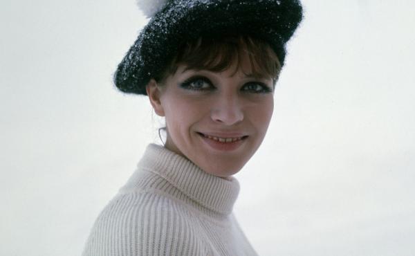 Anna Karina, the French New Wave actress who in the 1960s established herself as a fixture in films directed by Jean-Luc Godard, died on Saturday in Paris. She was 79. Anna Karina, the French New Wave actress who in the 1960s established herself as a fixture in films directed by Jean-Luc Godard, died on Saturday in Paris. She was 79.
