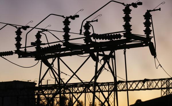 Earlier this month, California utility PG&E shut down power for about 800,000 customers in north and central California. The move was meant to prevent wildfires caused by their equipment during high winds. Earlier this month, California utility PG&E shut down power for about 800,000 customers in north and central California. The move was meant to prevent wildfires caused by their equipment during high winds.