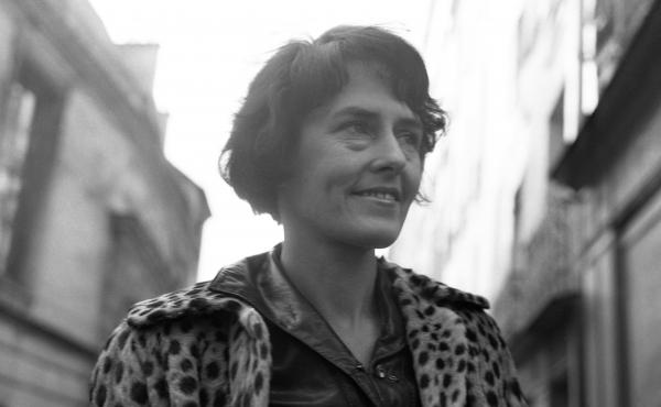 "I like to accept the way people present themselves," photographer Inge Morath said in a 1987 NPR interview. "You never know what you get. It's fascinating ... that's why I like to do portraits." Morath, pictured above in Paris in 1964, is the subject of "I like to accept the way people present themselves," photographer Inge Morath said in a 1987 NPR interview. "You never know what you get. It's fascinating ... that's why I like to do portraits." Morath, pictured above in Paris in 1964, is the subject of