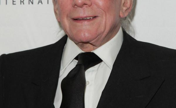 Designer Kenneth Jay Lane, shown in 2010, designed costume jewelry for Hollywood stars, Jackie Kennedy Onassis and viewers of TV's shopping channel QVC. Designer Kenneth Jay Lane, shown in 2010, designed costume jewelry for Hollywood stars, Jackie Kennedy Onassis and viewers of TV's shopping channel QVC.