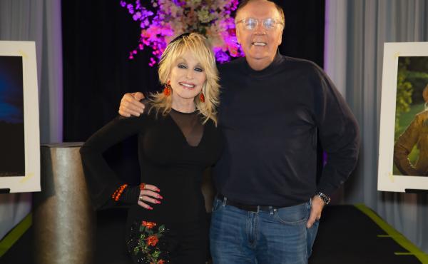 Dolly Parton and James Patterson pose for a picture in August 2021. Their new novel, Run, Rose, Run, is about an aspiring country singer in Nashville. Dolly Parton and James Patterson pose for a picture in August 2021. Their new novel, Run, Rose, Run, is about an aspiring country singer in Nashville.