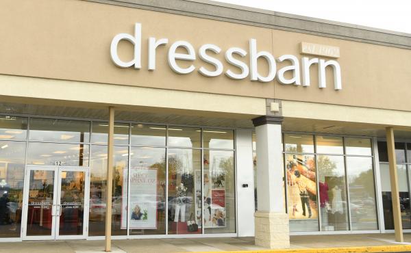 The Dressbarn in Nanuet, N.Y., is one of nearly 650 stores expected to close. A final shutdown date has not been announced. The Dressbarn in Nanuet, N.Y., is one of nearly 650 stores expected to close. A final shutdown date has not been announced.