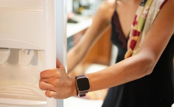 A recent survey found 62% of people in the U.S. with anorexia experienced a worsening of symptoms after the pandemic hit. And nearly a third of Americans with binge-eating disorder, which is far more common, reported an increase in episodes. A recent survey found 62% of people in the U.S. with anorexia experienced a worsening of symptoms after the pandemic hit. And nearly a third of Americans with binge-eating disorder, which is far more common, reported an increase in episodes.