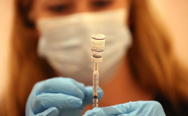 Reseach is showing that people who are vaccinated, even with just one dose, tend to have lower rates of long COVID-19 after catching the virus than those who are unvaccinated. Reseach is showing that people who are vaccinated, even with just one dose, tend to have lower rates of long COVID-19 after catching the virus than those who are unvaccinated.