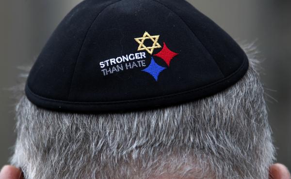 A man wearing a Stronger Than Hate yarmulke stands outside the Tree of Life synagogue in Pittsburgh, the site of a shooting that killed 11 worshippers in 2018. Anti-Semitic homicides in the U.S. reached their highest level ever as a result of the shooting A man wearing a Stronger Than Hate yarmulke stands outside the Tree of Life synagogue in Pittsburgh, the site of a shooting that killed 11 worshippers in 2018. Anti-Semitic homicides in the U.S. reached their highest level ever as a result of the shooting